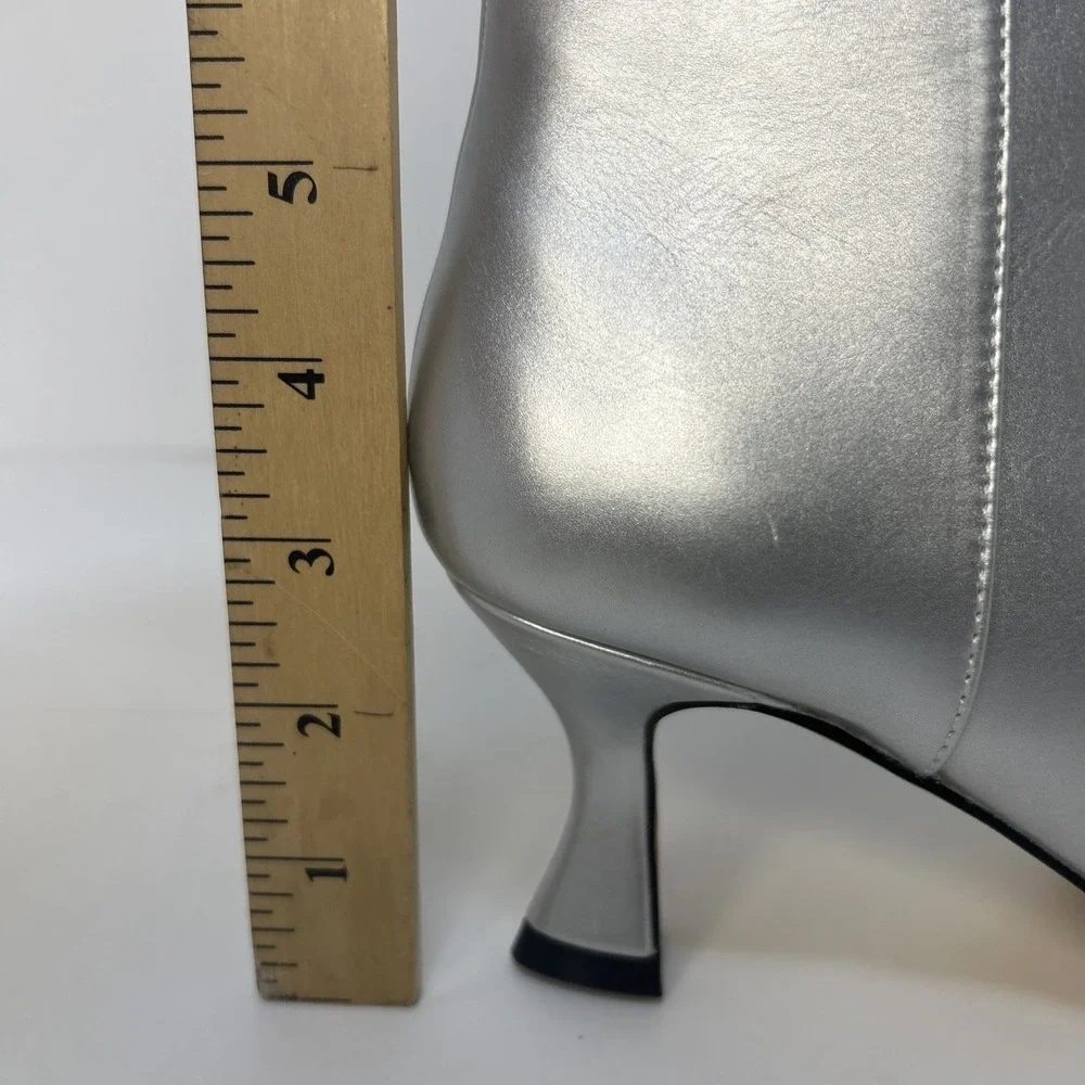 Coutgo Silver Bow Low Kitten Heel Ankle Booties Pointed Toe Women's Size 7 New